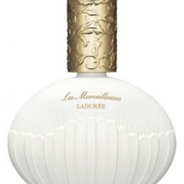 Amour De Merveilleuse